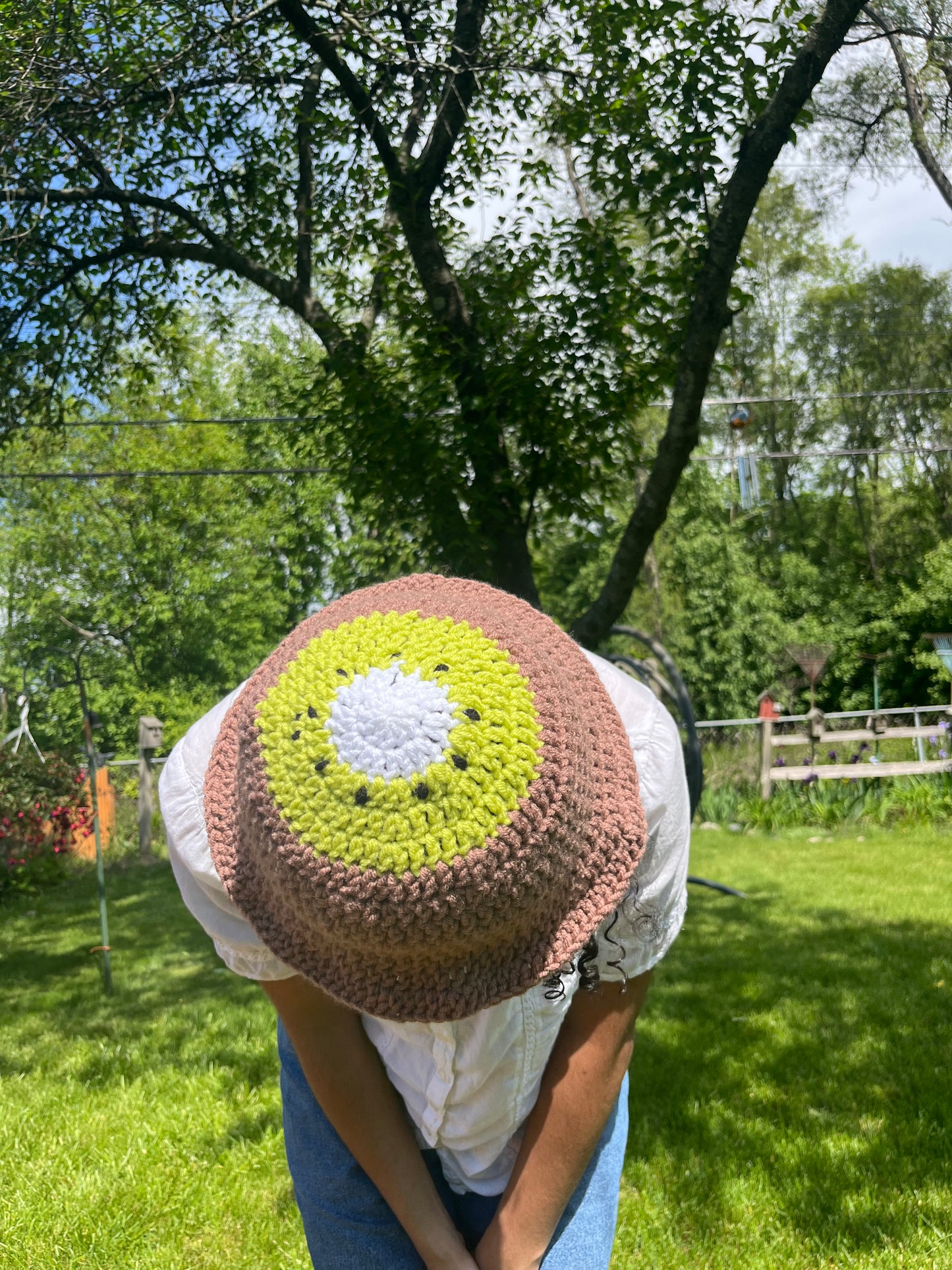 kiwi bucket hat