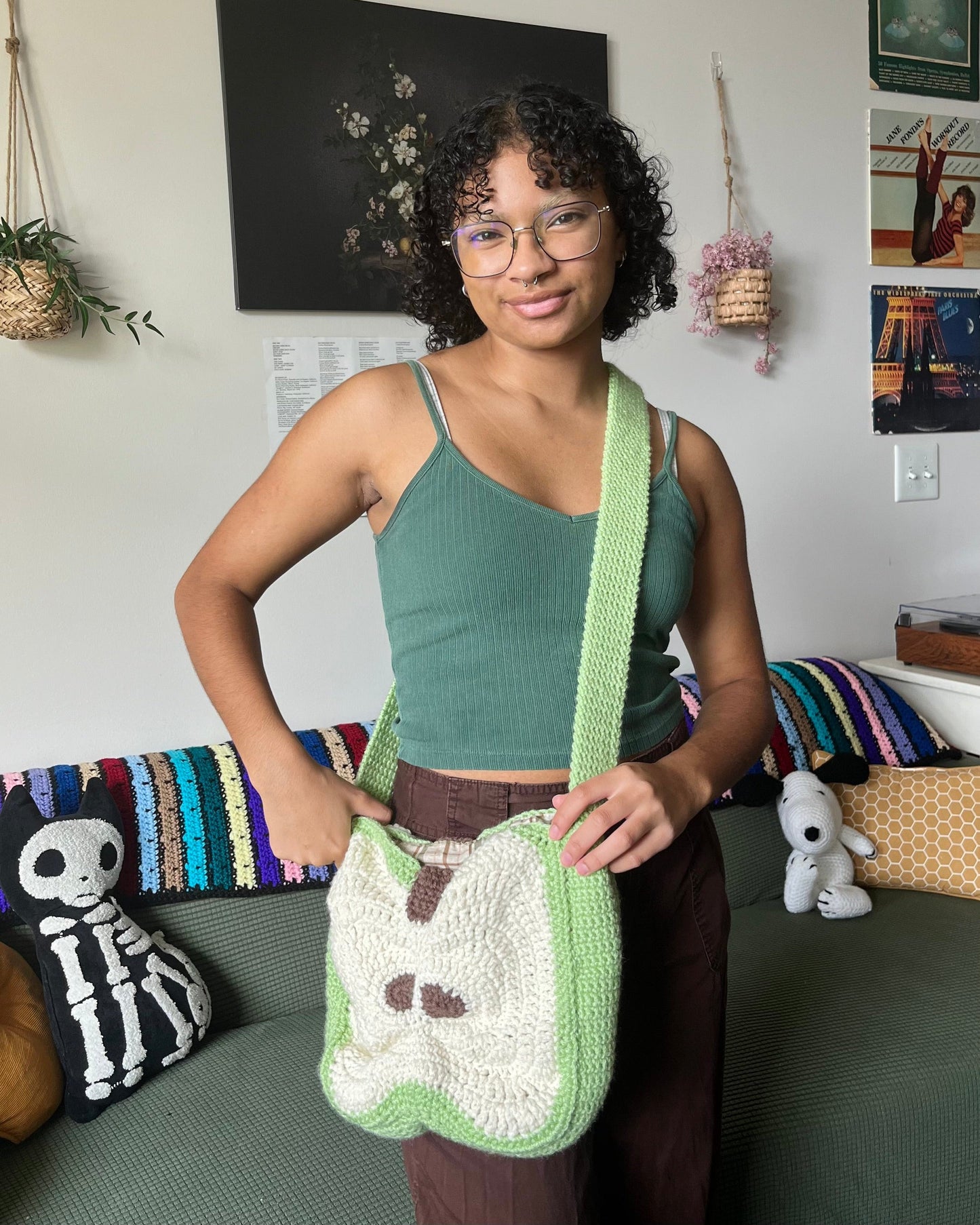 apple shoulder bag