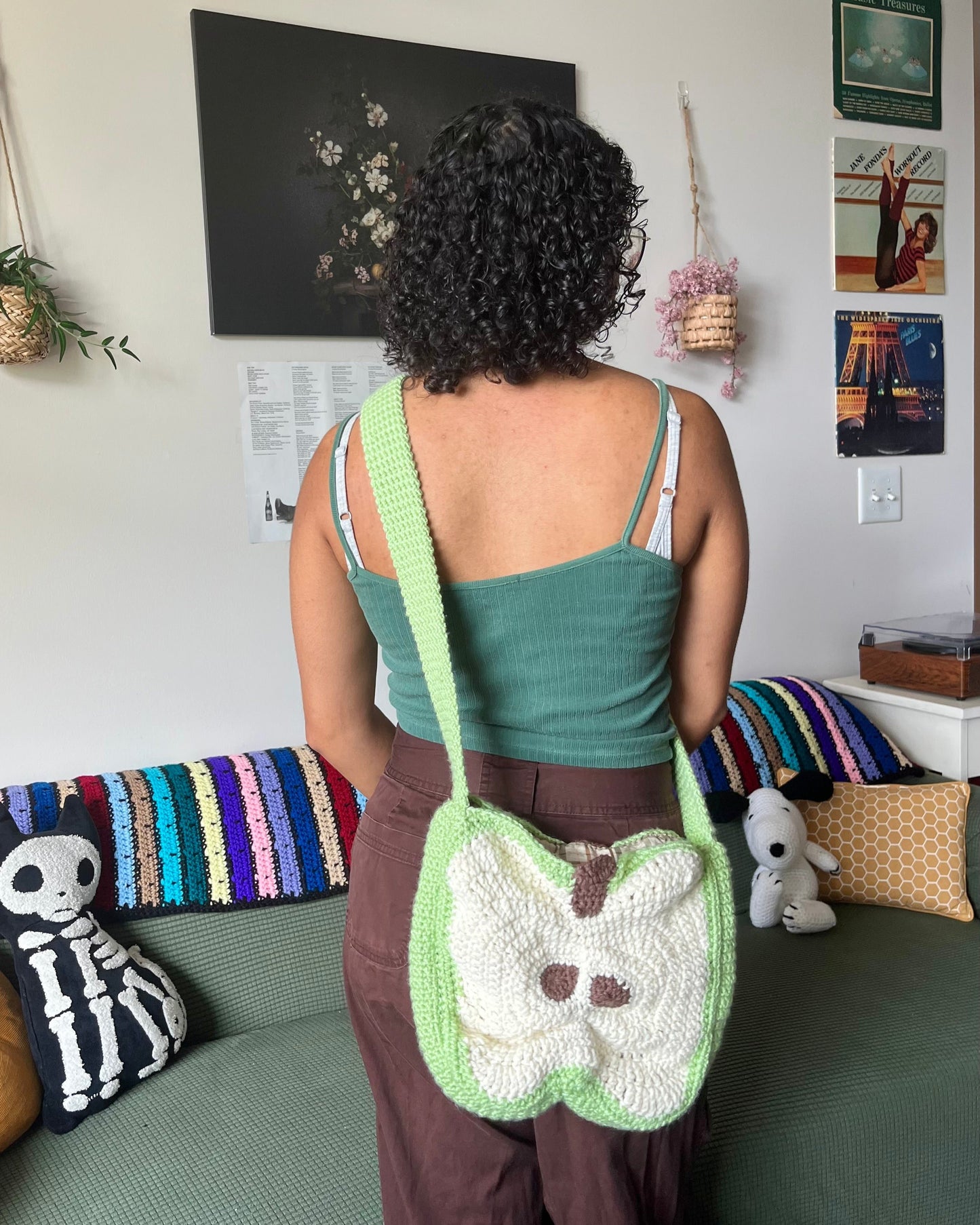 apple shoulder bag