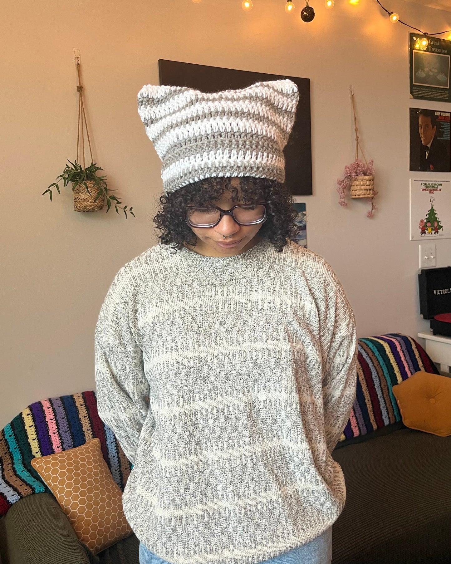gray and white cat beanie